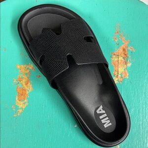 MIA Men's Black Slide Sandals